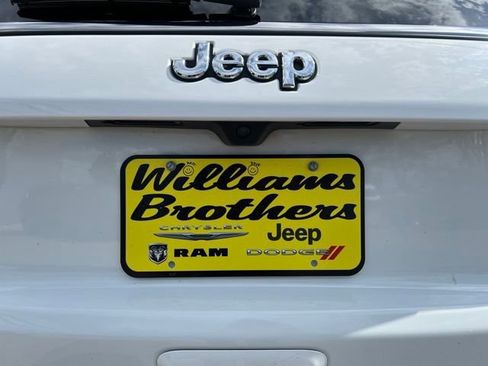 Certified 2025 Jeep Compass Limited AWD/4WD image 26