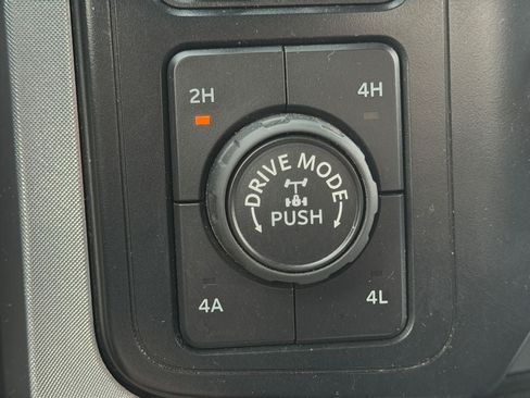 Used 2022 Ford F150 Limited AWD/4WD image 36