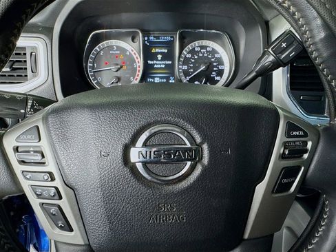 Used 2017 Nissan Titan PRO-4X w/ Pro-4x Convenience Package image 16