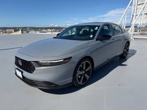 Certified 2025 Honda Accord Sport image 11