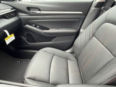 New 2025 Nissan Altima 2.5 SR w/ SR Premium Package image 23