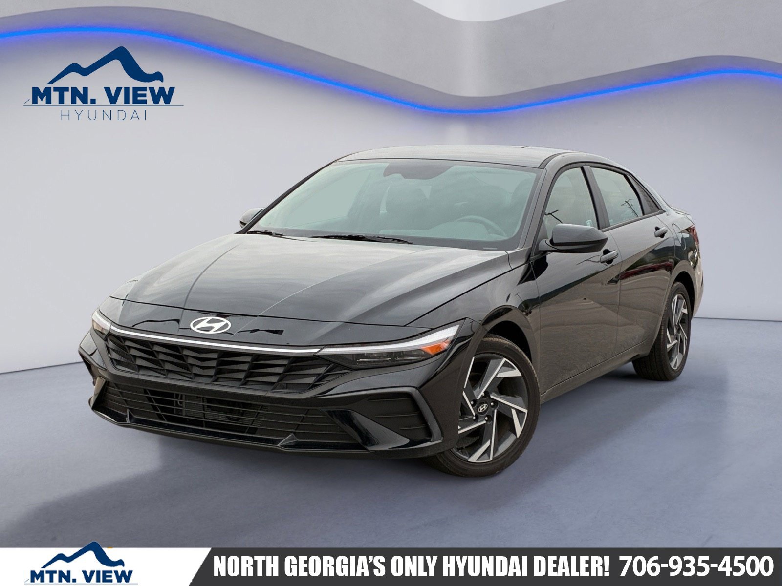 Used 2025 Hyundai Elantra SEL FWD image 1