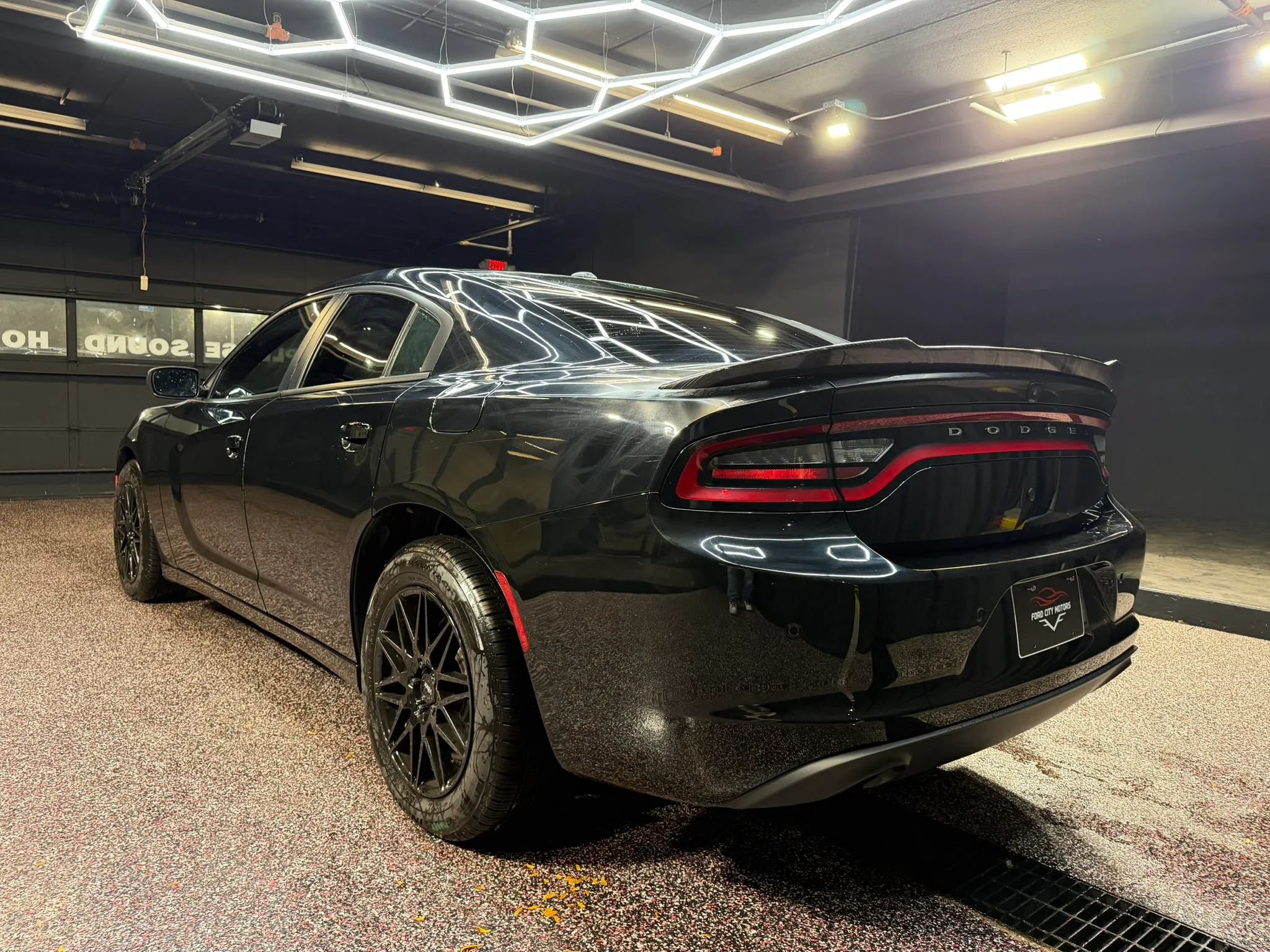 Used 2019 Dodge Charger Police w/ Convenience Group I AWD/4WD image 5