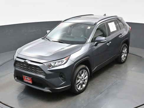 Used 2021 Toyota RAV4 Limited w/ Limited Grade Weather Package AWD/4WD image 35