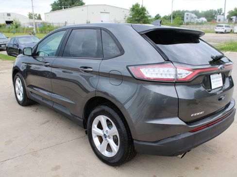 Used 2018 Ford Edge SE AWD/4WD image 6