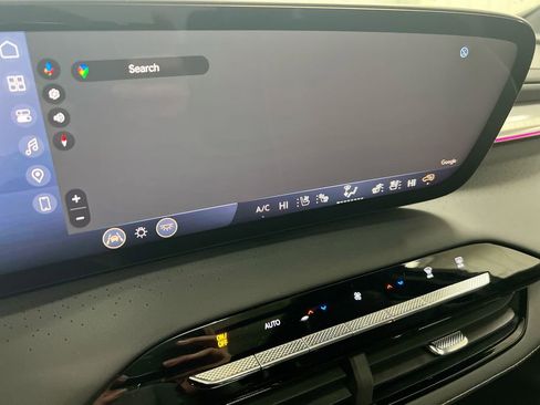 New 2026 Buick Enclave Avenir w/ Super Cruise Package image 14