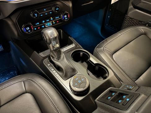 New 2026 Ford Bronco Outer Banks AWD/4WD image 14
