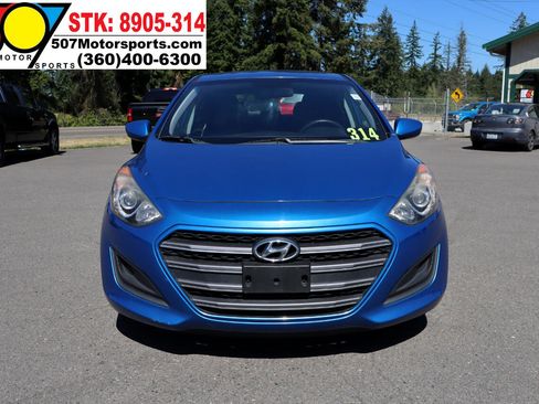 Used 2017 Hyundai Elantra GT image 10