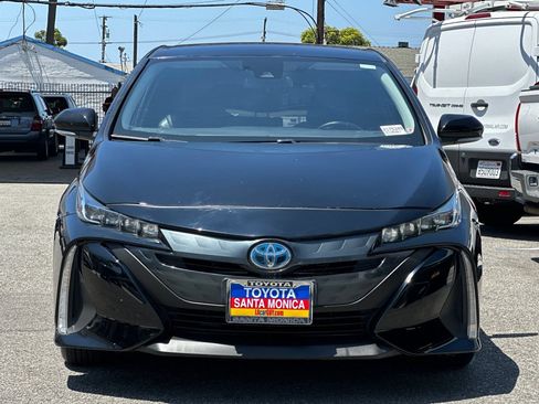 Used 2021 Toyota Prius Prime XLE w/ Carpet Mat Package (TMS) FWD image 9