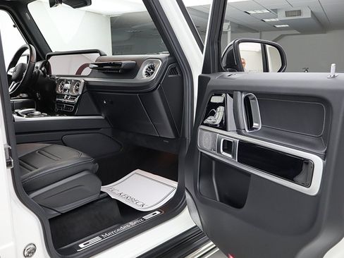 Used 2019 Mercedes-Benz G 550 image 32