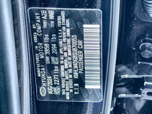 Used 2025 Hyundai Elantra Sport w/ Cargo Package FWD image 29