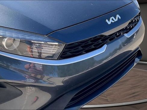 Used 2022 Kia Forte LXS FWD image 25