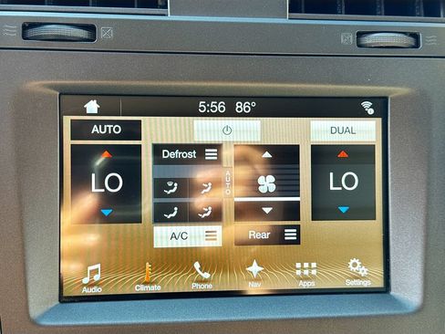 Used 2017 Lincoln Navigator Select RWD image 15