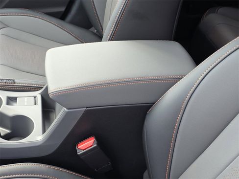 New 2025 Subaru Crosstrek 2.5i Limited image 10