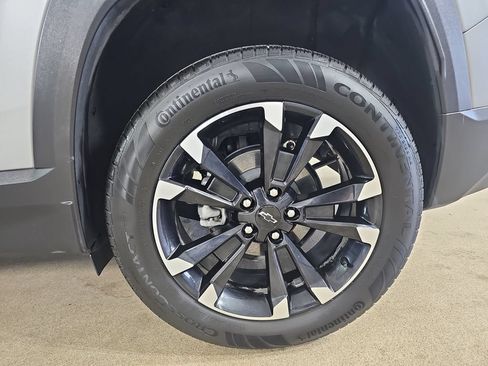 Used 2025 Chevrolet Equinox RS w/ Safety and Technology Package AWD/4WD image 39