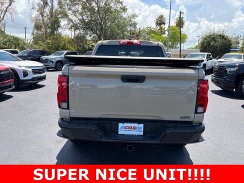 Used 2023 Chevrolet Colorado Trail Boss AWD/4WD image 5