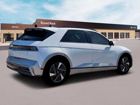 New 2026 Hyundai Ioniq 5 Limited image 8