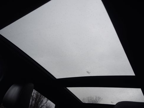 Used 2023 Ford Edge ST-Line image 17