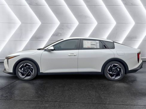 New 2026 Kia K4 EX FWD image 2