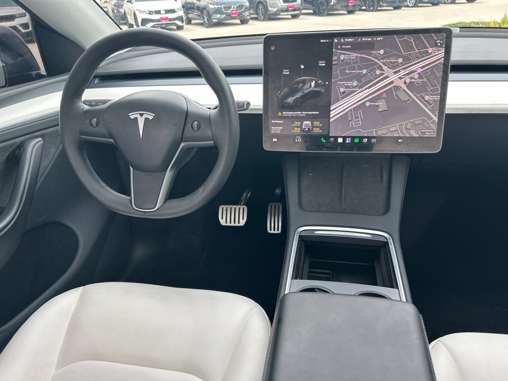 Used 2025 Tesla Model Y Performance AWD/4WD image 22
