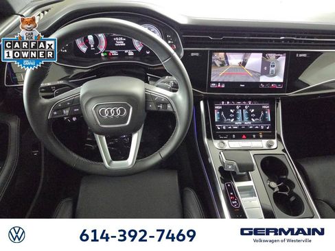 Used 2024 Audi Q8 Prestige w/ Prestige Package image 17