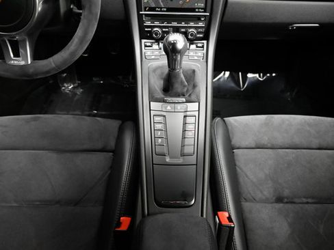 Used 2016 Porsche 911 Carrera 4 GTS AWD/4WD image 9