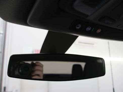 Used 2023 GMC Sierra 2500 SLE w/ SLE Convenience Package image 50