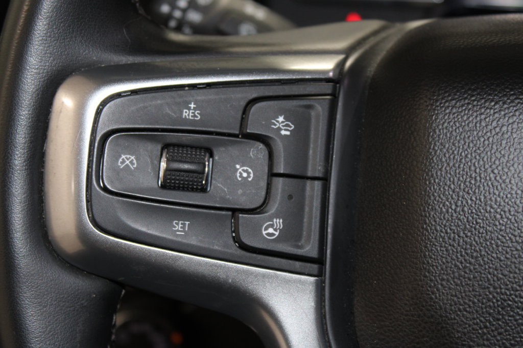 Used 2024 Chevrolet Silverado 1500 LT AWD/4WD image 44