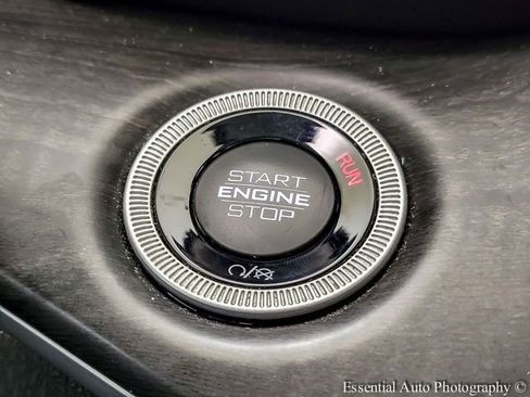 Used 2023 Jeep Grand Cherokee L Limited AWD/4WD image 18