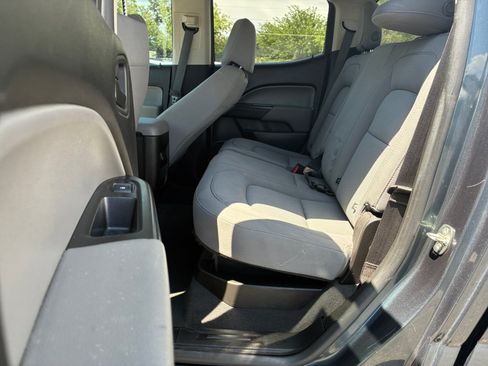 Used 2019 Chevrolet Colorado W/T w/ WT Convenience Package AWD/4WD image 24