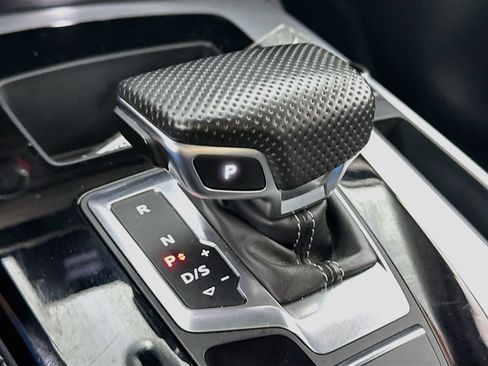 Used 2023 Audi Q5 e Premium Plus w/ Premium Plus Package AWD/4WD image 20