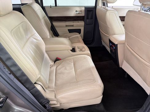 Used 2013 Ford Flex Limited FWD image 29