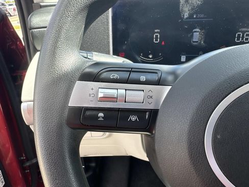 Used 2025 Hyundai Tucson SEL FWD image 22