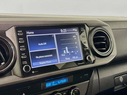 Used 2023 Toyota Tacoma TRD Off-Road image 16