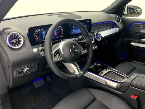 Used 2026 Mercedes-Benz GLB 250 image 20