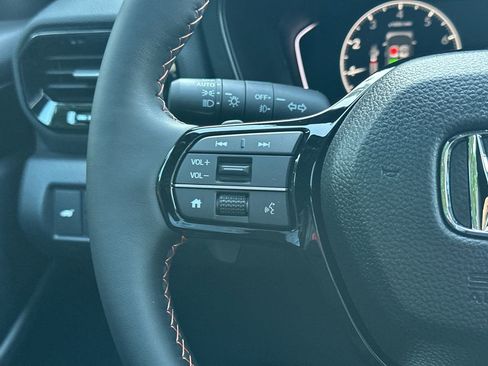 New 2025 Honda Pilot TrailSport image 25