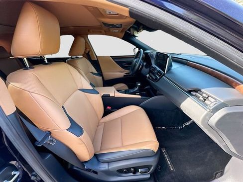 Used 2023 Lexus ES 350 w/ Premium Package FWD image 28