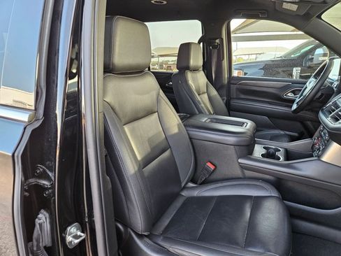 Used 2023 Chevrolet Tahoe LT w/ Luxury Package AWD/4WD image 18