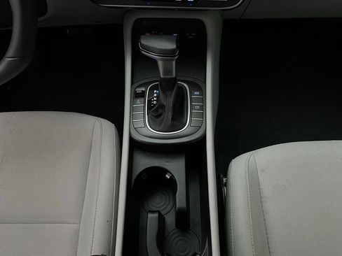 Used 2025 Hyundai Kona SEL image 15