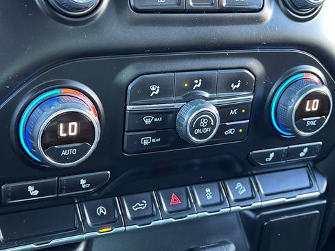 Used 2020 Chevrolet Silverado 1500 LT w/ All-Star Edition image 18