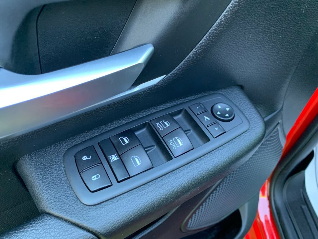 Used 2020 RAM 1500 Big Horn AWD/4WD image 12