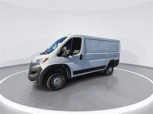 New 2026 RAM ProMaster 2500 w/ Convenience Group image 4