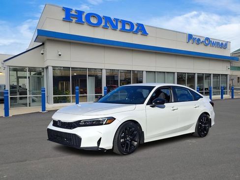 Used 2025 Honda Civic Sport image 1