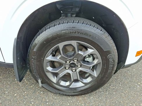 Certified 2024 Ford Maverick XLT w/ XLT Luxury Package image 9