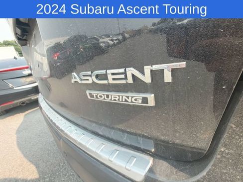 Used 2024 Subaru Ascent Touring AWD/4WD image 17
