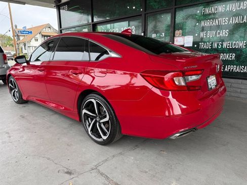 Used 2018 Honda Accord Sport image 6