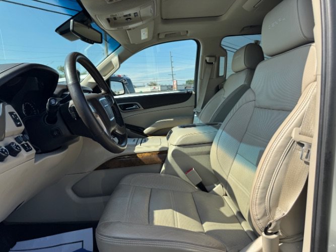Used 2015 GMC Yukon Denali w/ Open Road Package AWD/4WD image 21