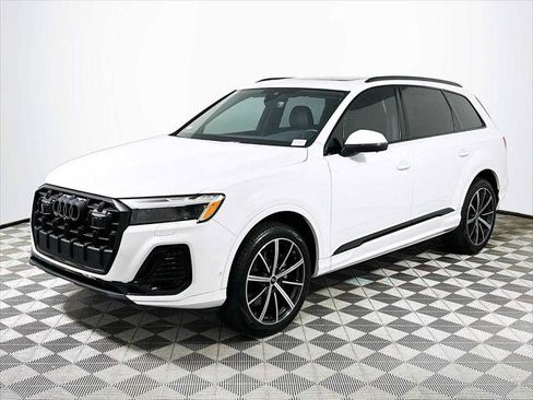 Certified 2025 Audi Q7 2.0T Premium Plus w/ Premium Plus Package image 3