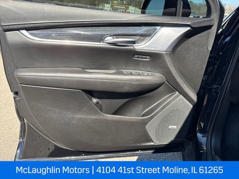 Used 2022 Cadillac XT5 Premium Luxury w/ LPO, Floor Liner Package image 11