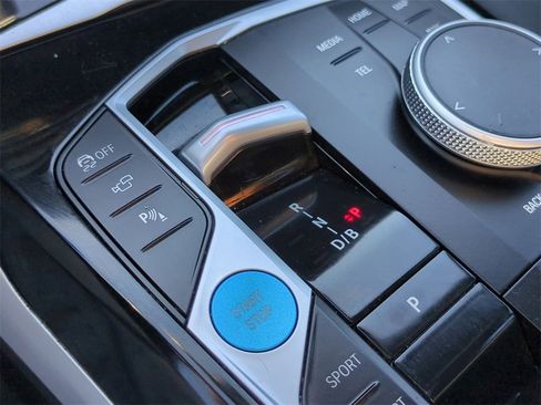 Used 2024 BMW i4 eDrive40 image 14